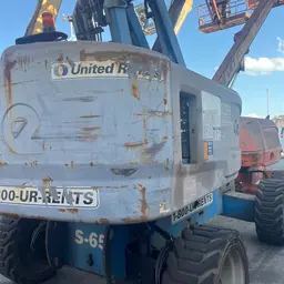 2014 Genie S-65 Boom Lift