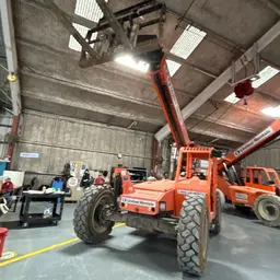 2016 SKYTRAK 8042 Forklift