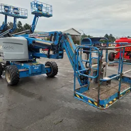 2013 Genie Z-45/25J IC Articulating Boom Lift