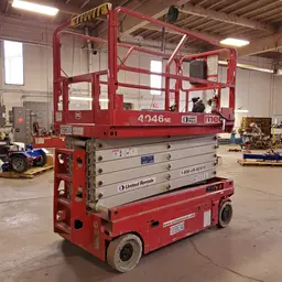 2017 MEC 4046SE Scissor Lift