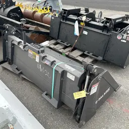2000 GEARMORE 108020 Bucket Attachment