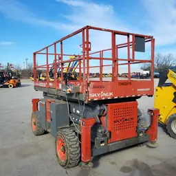 2016 Skyjack SJ8831RT Rough Terrain Scissor Lift