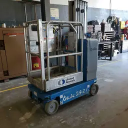 2017 Genie GR-20 Self-Propelled One-Person Lift