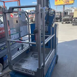 2016 Genie GR-20 Self-Propelled One-Person Lift