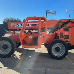 2016 SKYTRAK 8042 Forklift