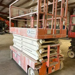 2016 Snorkel S4732E Scissor Lift