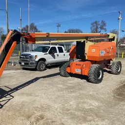 2013 JLG 800AJ Articulating Boom Lift