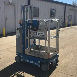 2014 Genie GR-20 Self-Propelled One-Person Lift