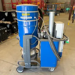 2020 Blastrac BDC-33 Vacuum