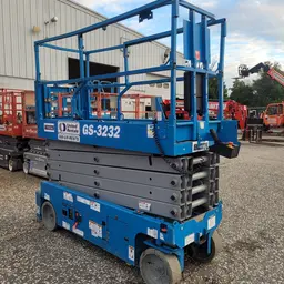 2017 Genie GS-3232 Scissor Lift