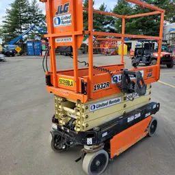 2017 JLG 1932R Scissor Lift