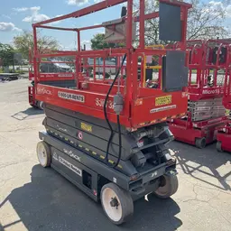 2015 Skyjack SJIII3226 Scissor Lift