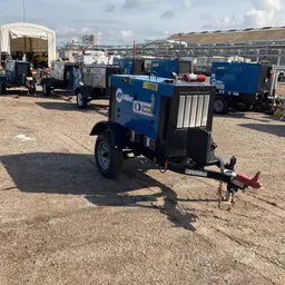 2021 Miller Welders Big Blue 300R Welder