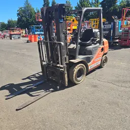 2018 Toyota 8FGU25 Warehouse Forklift