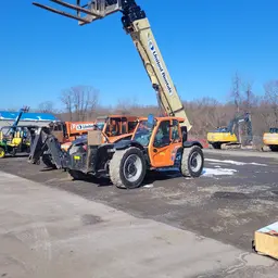 2016 JLG 1055 Forklift