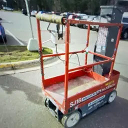 2018 Skyjack SJ16 Self-Propelled One-Person Lift