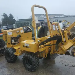 2017 Vermeer RTX450 Ride-On Trencher