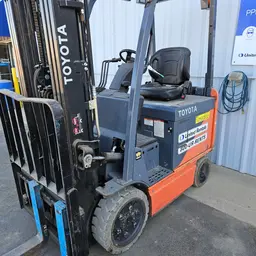2017 Toyota 8FBCU25 Warehouse Forklift