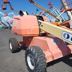 2016 JLG 400S Boom Lift