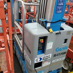2016 Genie GR-20 Self-Propelled One-Person Lift