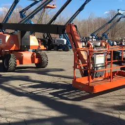 2012 JLG 800AJ Articulating Boom Lift