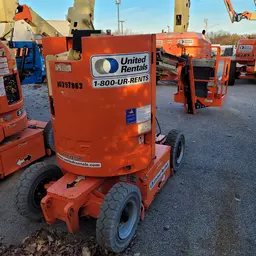 2015 JLG E300AJP Articulating Boom Lift
