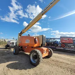 2014 JLG 800AJ Articulating Boom Lift