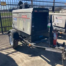 2017 Lincoln Electric VANTAGE 600SD Welder