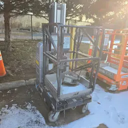 2015 JLG 20MVL Self-Propelled One-Person Lift