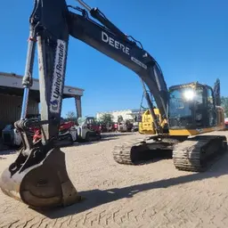 2018 John Deere 210G LC Excavator