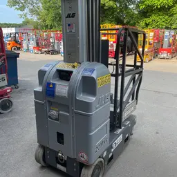 2018 JLG 20MVL Self-Propelled One-Person Lift