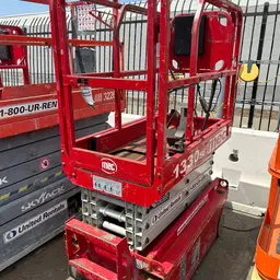 2017 MEC 1330SE Scissor Lift