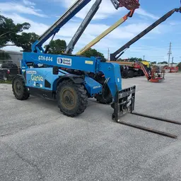 2016 Genie GTH-844 Forklift