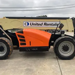 2016 JLG 1055 Forklift