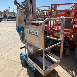 2018 Genie AWP-30SDC Pusharound Lift