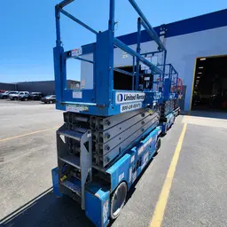 2017 Genie GS-3232 Scissor Lift