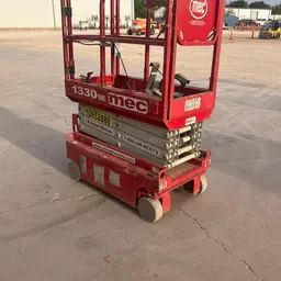 2017 MEC 1330SE Scissor Lift