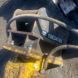 2017 Atlas Copco SB 452 Attachment