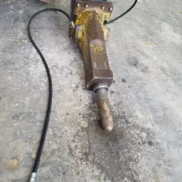 2015 Atlas Copco SB 452 Attachment