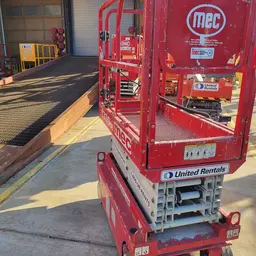 2018 MEC 1330SE Scissor Lift