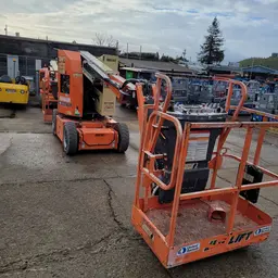 2016 JLG E300AJP Articulating Boom Lift