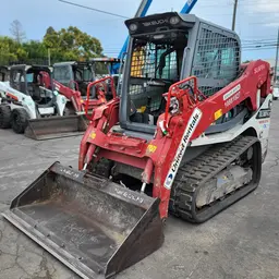 2018 Takeuchi TL10V2-CR Track Loader