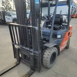 2018 Toyota 8FGU25 Warehouse Forklift