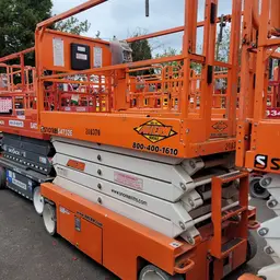 2018 Snorkel S4732E Scissor Lift