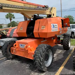 2015 JLG 800S Boom Lift