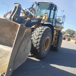 2016 John Deere 744K Wheel Loader
