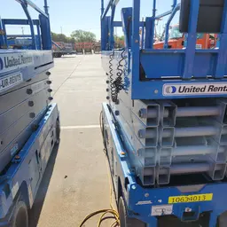 2017 Genie GS-3232 Scissor Lift