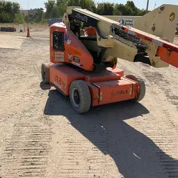 2013 JLG E400AJPN Articulating Boom Lift