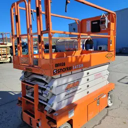 2017 Snorkel S4732E Scissor Lift