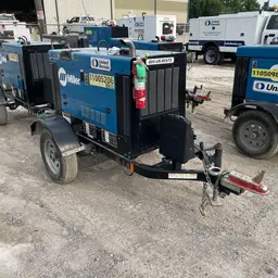 2019 Miller Welders Big Blue 300R Welder